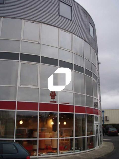 Bureaux - A LOUER - 398 m² divisibles à partir de 10 m² 10115 77340 Pontault combault