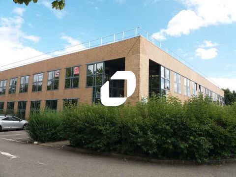 Bureaux - A LOUER - 1 216 m² divisibles à partir de 233 m² 11147 78180 Montigny le bretonneux