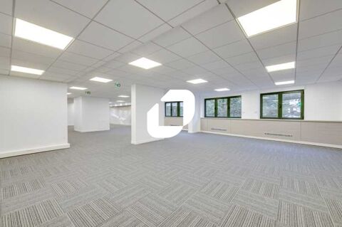 BUREAUX AVEC VUE EXCEPTIONNELLE - 3 303 m² divisibles à partir de 423 m² 15795150 92400 Courbevoie