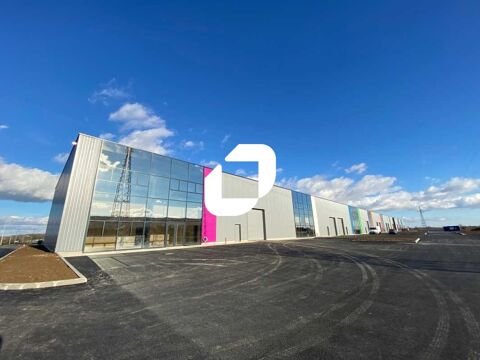 Locaux d'Activités - A VENDRE - 4 955 m² divisibles à partir de 300 m² 7360600 28000 Chartres