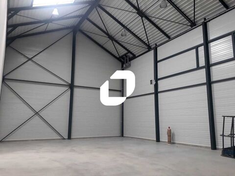   Locaux d'Activits - A VENDRE - 1114 m non divisibles 