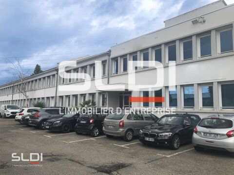 Bureaux - A LOUER - 315 m² divisibles à partir de 24 m² 577 69200 Venissieux