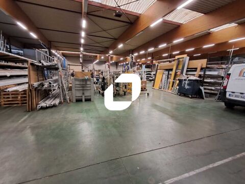 Locaux d'Activités - A LOUER - 856 m² non divisibles 3567 59273 Fretin