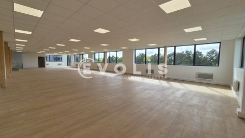 Bureaux - A LOUER - 344 m² non divisibles 4000 77700 Serris