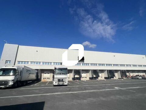 Entrepôts - A LOUER - 12 134 m² divisibles à partir de 5 982 m² 60670 91100 Villabe