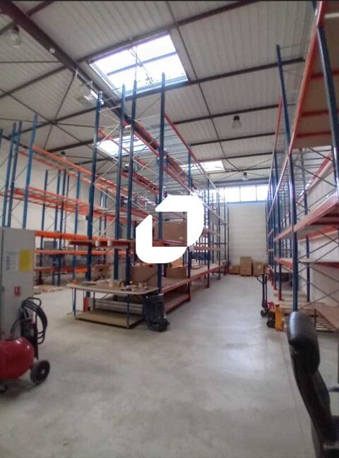 Locaux d'Activités - A LOUER - 570 m² non divisibles 5083 77144 Montevrain