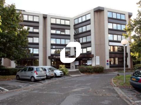 Bureaux - A LOUER - 562 m² divisibles à partir de 281 m² 6557 94000 Creteil