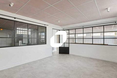 Bureaux atypiques proches métro ligne 7 - 140 m² non divisibles 2567 94200 Ivry sur seine