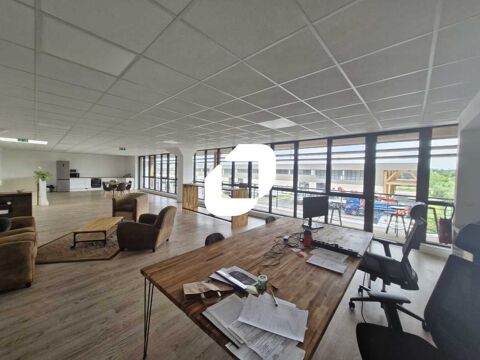 BELLES PRESTATIONS - 796 m² non divisibles 7431 77090 Collegien