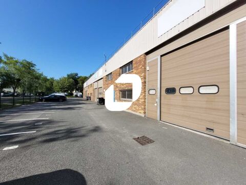 Locaux d'Activités - A LOUER - 226 m² non divisibles 2260 91090 Lisses
