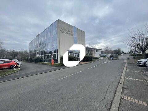 A proximité des axes routiers - 219 m² divisibles à partir de 10 m² 2382 91140 Villejust