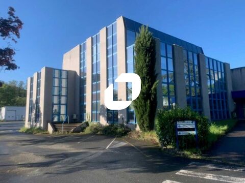 FONCIER DE 16 963 M² - 7 914 m² divisibles à partir de 2 567 m² 5000000 69380 Civrieux d'azergues
