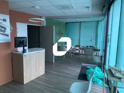 Locaux Commerciaux - A LOUER - 134 m² non divisibles 2000 62000 Arras