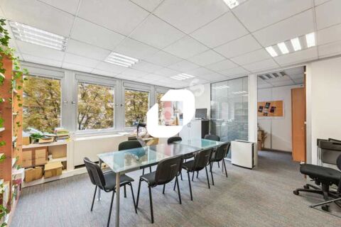 Bureaux - A LOUER - 896 m² divisibles à partir de 448 m² 20317 75019 Paris
