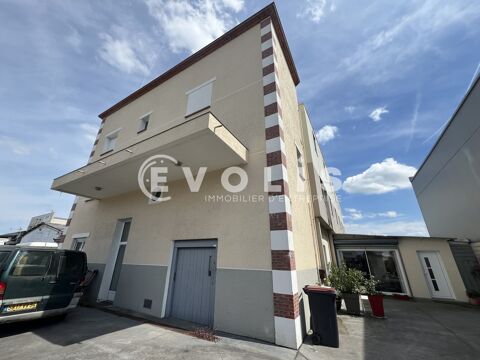 Bureaux - A LOUER - 600 m² divisibles à partir de 300 m² 4500 94430 Chennevieres sur marne
