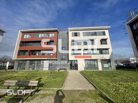 Bureaux - A VENDRE - 186 m² non divisibles 410000 69800 Saint priest