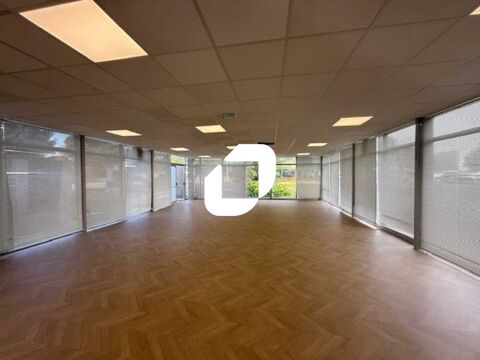 ERP 2 - 1 116 m² non divisibles 10230 95520 Osny