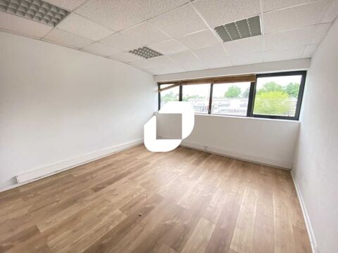   Bureaux - A LOUER - 172 m non divisibles 