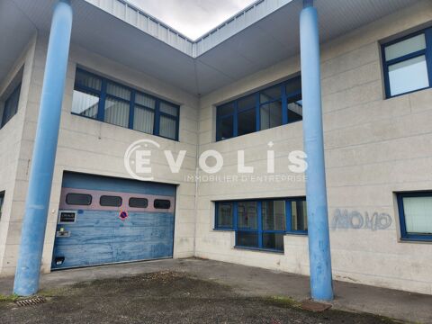 Bureaux - A LOUER - 334 m² non divisibles 2771 69500 Bron