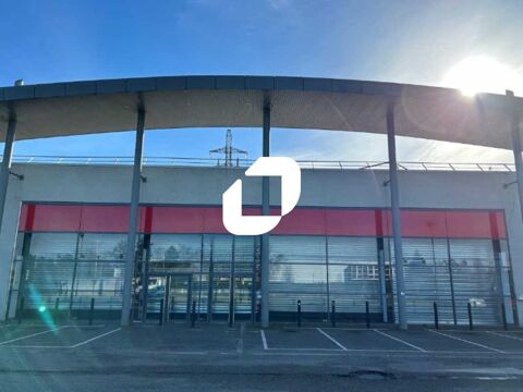 Locaux Commerciaux - A LOUER - 2 288 m² divisibles à partir de 1 144 m² 22500 78310 Coignieres