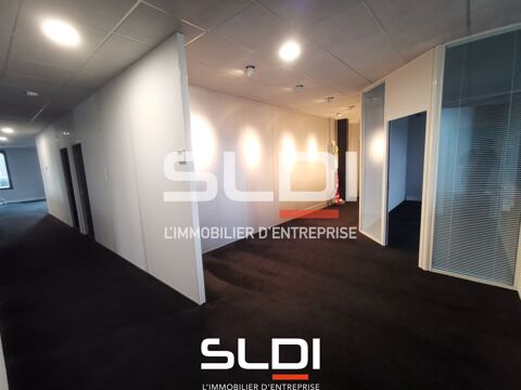 Bureaux - A LOUER - 242 m² non divisibles 2723 38090 Vaulx milieu