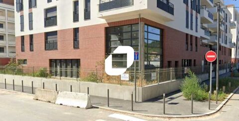 Locaux Commerciaux - A LOUER - 145 m² non divisibles 3000 93330 Neuilly sur marne