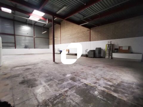 Locaux d'Activités - A LOUER - 825 m² divisibles à partir de 365 m² 7563 77144 Montevrain