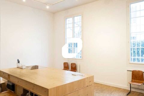 Bureaux - A LOUER - 45 m² non divisibles 2168 75003 Paris