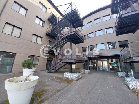 Bureaux - A LOUER - 343 m² non divisibles 5333 38300 Bourgoin jallieu