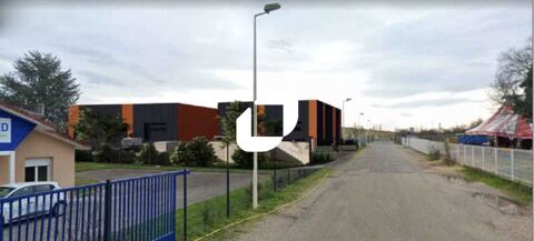   Locaux d'Activits - A VENDRE - 1085 m divisibles  partir de 114 m 