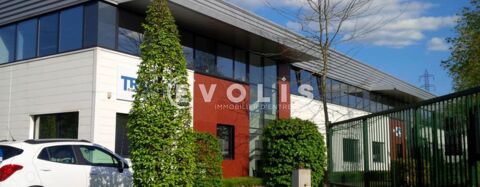   Locaux d'activit - A LOUER - 1148 m non divisibles 