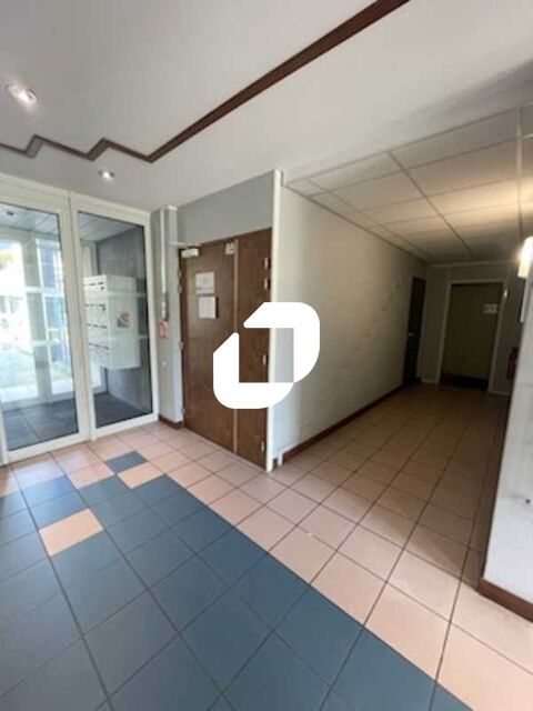 RARE SUR LE SECTEUR - 300 m² non divisibles 2875 38240 Meylan