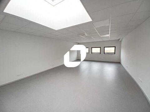 Bureaux - A VENDRE OU A LOUER - 133 m² divisibles à partir de 53 m² 297000 77600 Bussy saint georges