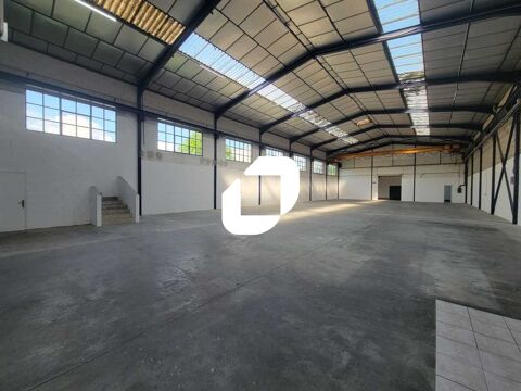   LOCAL RENOVE - 670 m non divisibles 