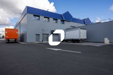 Locaux d'Activités - A LOUER - 9 109 m² divisibles à partir de 140 m² 80943 77000 Vaux le penil