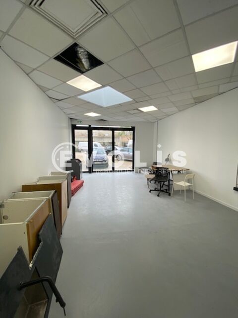   Bureaux - A LOUER - 771 m divisibles  partir de 80 m 
