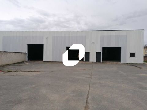 A mis distance entre Mâcon et Villefranche - 1 617 m² divisibles à partir de 600 m² 1778700 69220 Belleville-en-beaujolais