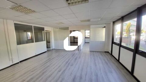 Bureaux - A LOUER - 208 m² divisibles à partir de 69 m² 2167 33700 Merignac