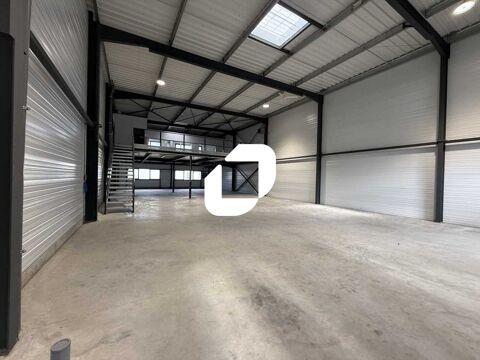 RARE SUR LE SECTEUR - 450 m² non divisibles 3187 38120 Saint egreve