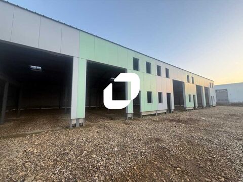 Entrepôts - A LOUER - 1 050 m² divisibles à partir de 200 m² 11400 60730 Novillers