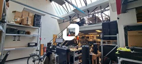 Entrepôts - A LOUER - 300 m² non divisibles 5000 93100 Montreuil