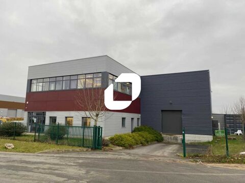 BATIMENT INDEPENDANT - 1 014 m² non divisibles 11000 78490 Mere