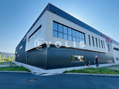 BATIMENT INDEPENDANT - 3 287 m² divisibles à partir de 1 636 m² 35609 77170 Brie comte robert
