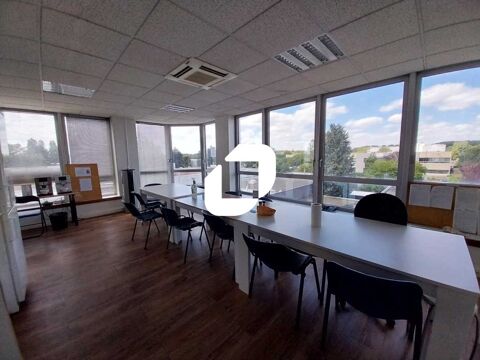   Bureaux - A LOUER - 82 m divisibles  partir de 12 m 