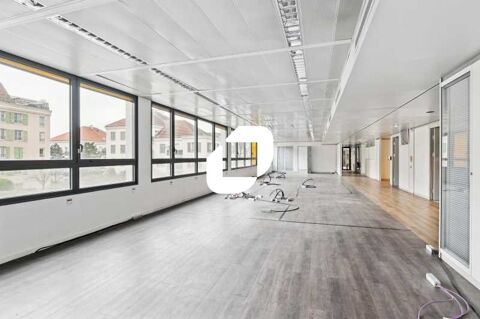   IDEAL POUR CENTRE MEDICAL OU FORMATION - 3925 m divisibles  partir de 124 m 