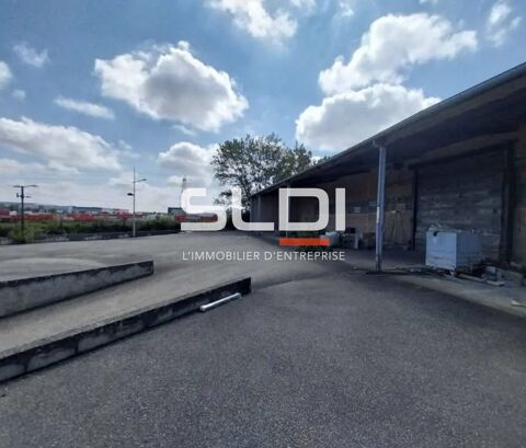   Entrepts - A VENDRE - 3 600 m 