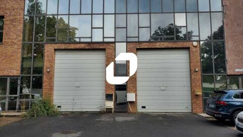 Locaux d'Activités - A LOUER - 305 m² non divisibles 2923 95190 Goussainville