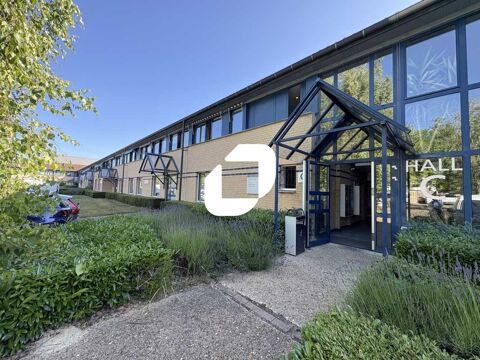Bureaux - A LOUER - 160 m² divisibles à partir de 40 m² 1847 78190 Trappes