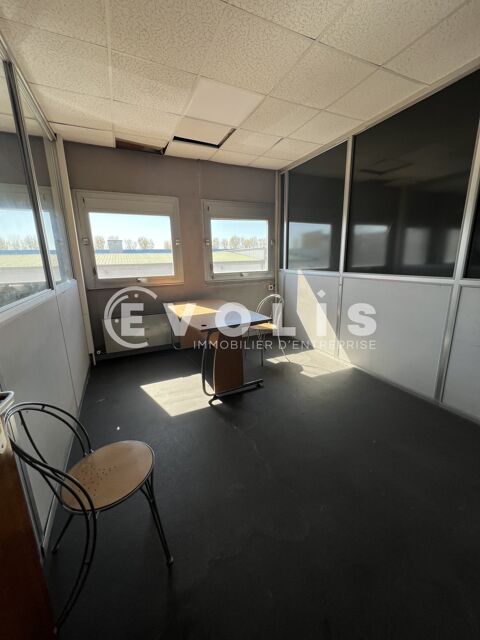 Bureaux - A LOUER - 207 m² divisibles à partir de 20 m² 2338 94430 Chennevieres sur marne