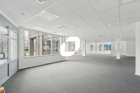 Bureaux - A LOUER - 389 m² non divisibles 4869 93420 Villepinte